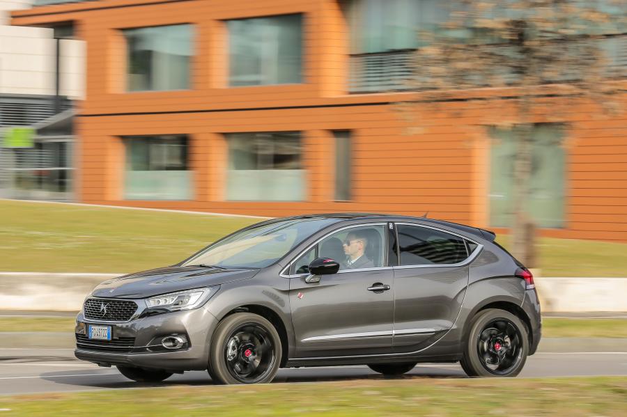  DS 4 Performance Line 2016 года  (фото 8 из 26)